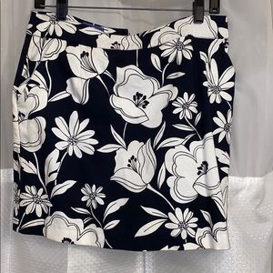Tori Richard black/ white Floral mini Skirt